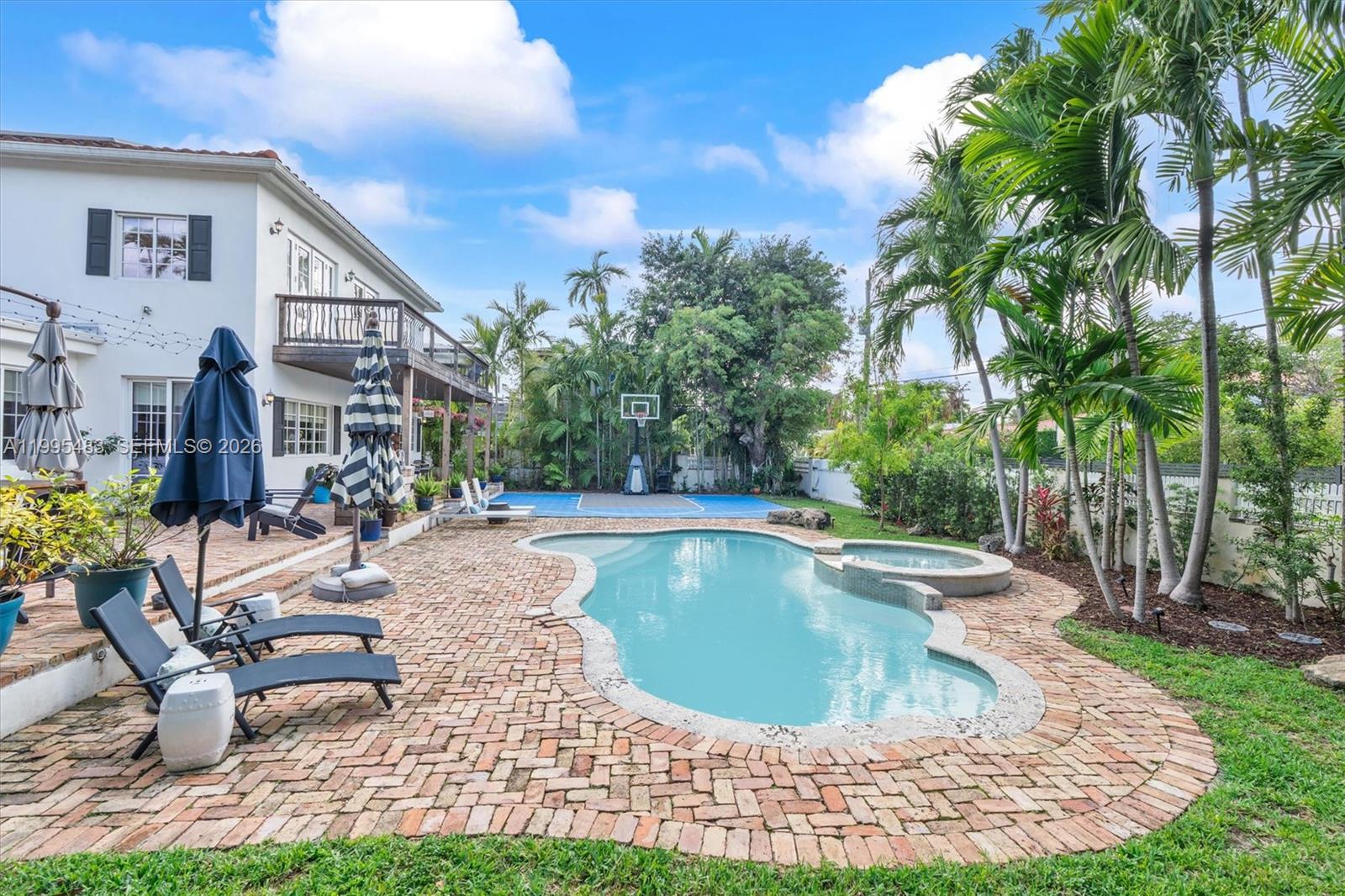 MIAMI SHORES SEC 4 AMD PL - Residential Lease