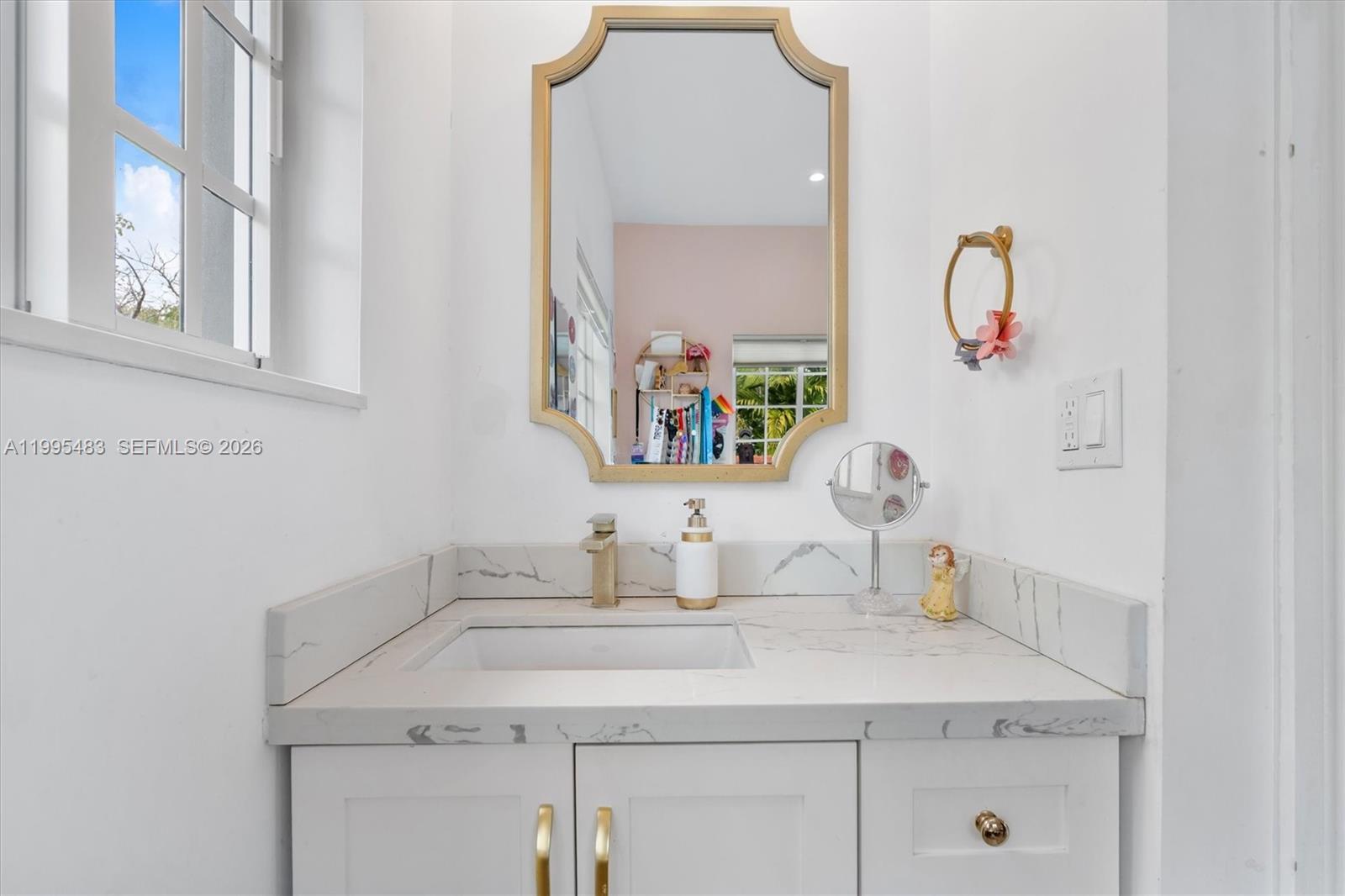 MIAMI SHORES SEC 4 AMD PL - Residential Lease