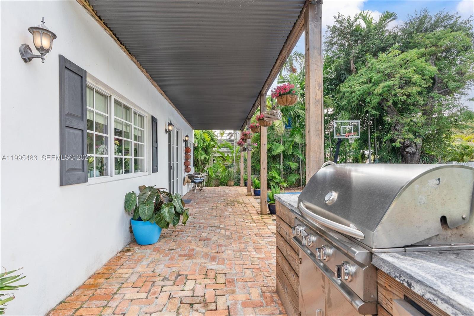 MIAMI SHORES SEC 4 AMD PL - Residential Lease