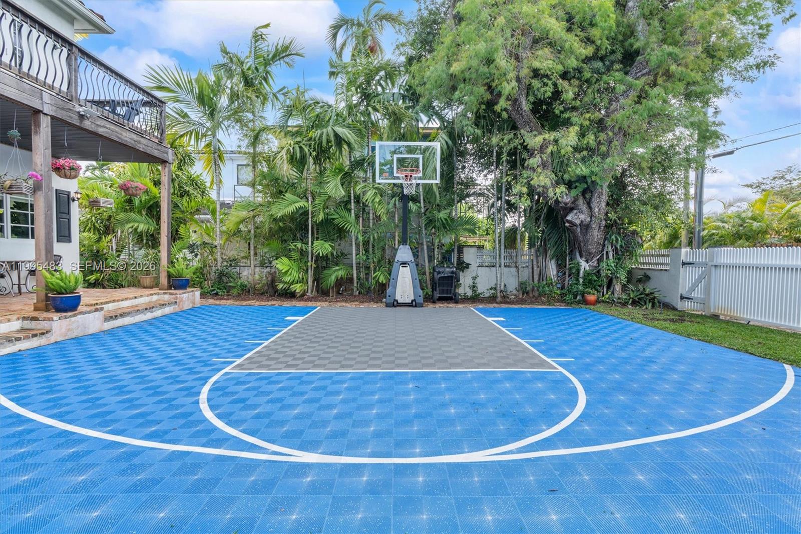 MIAMI SHORES SEC 4 AMD PL - Residential Lease