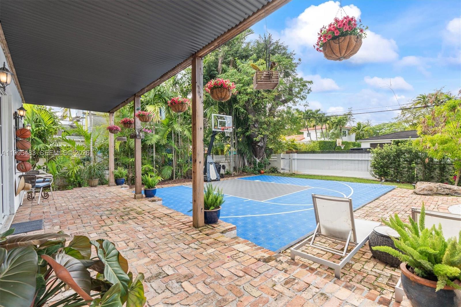 MIAMI SHORES SEC 4 AMD PL - Residential Lease