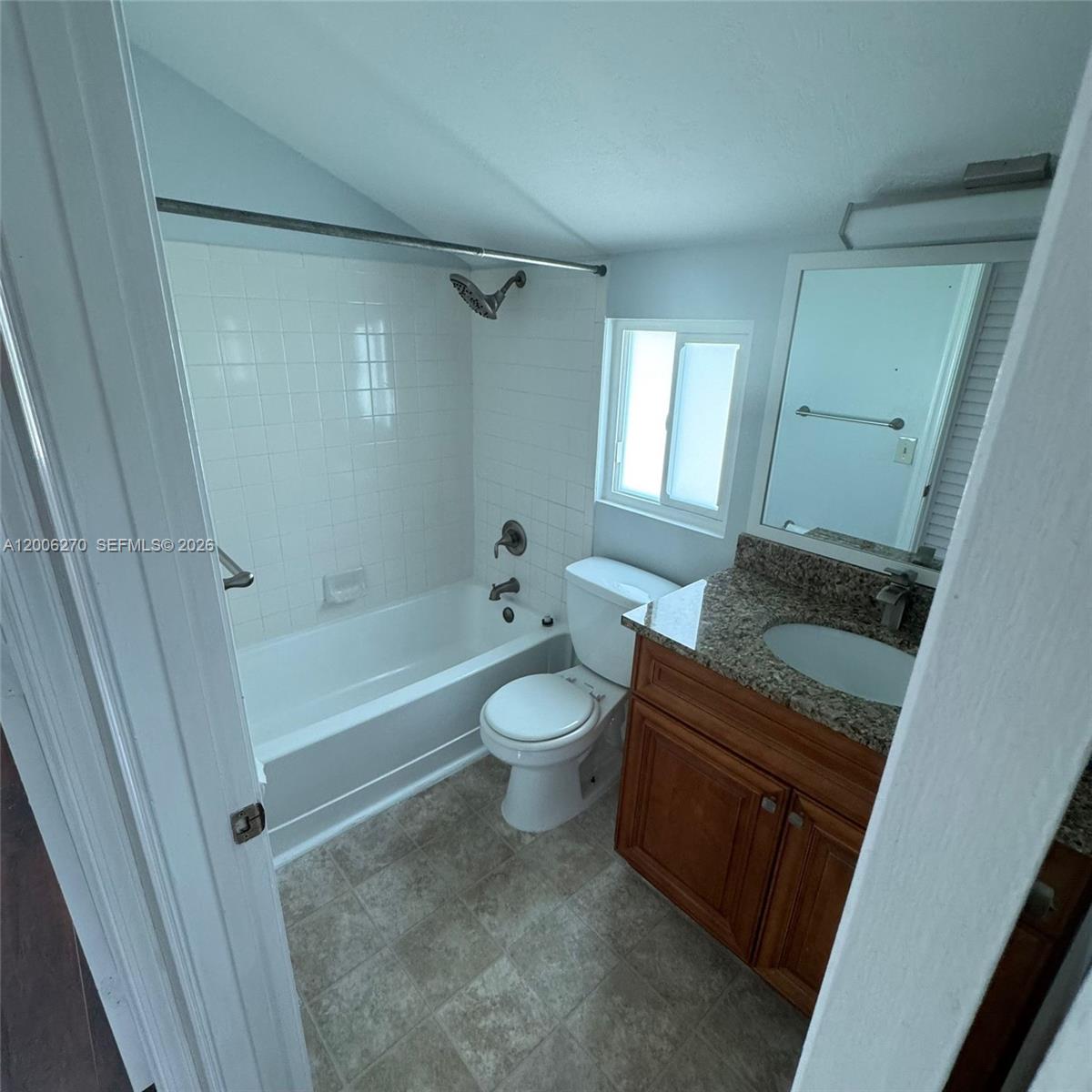 VICTORIA WOODS 1 - Residential