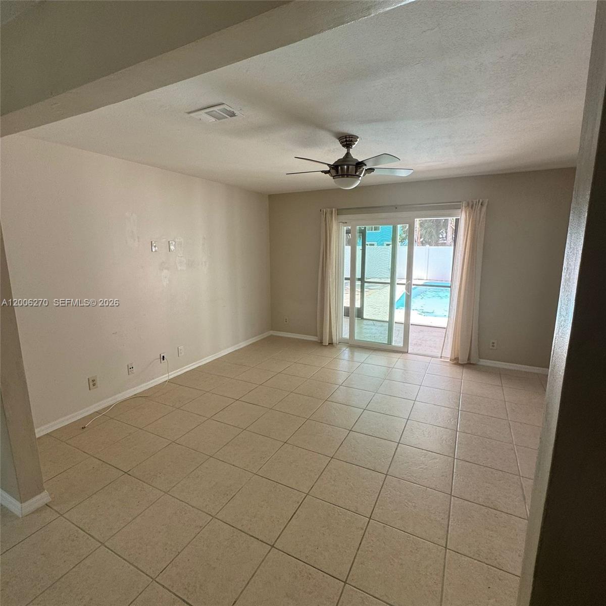 VICTORIA WOODS 1 - Residential