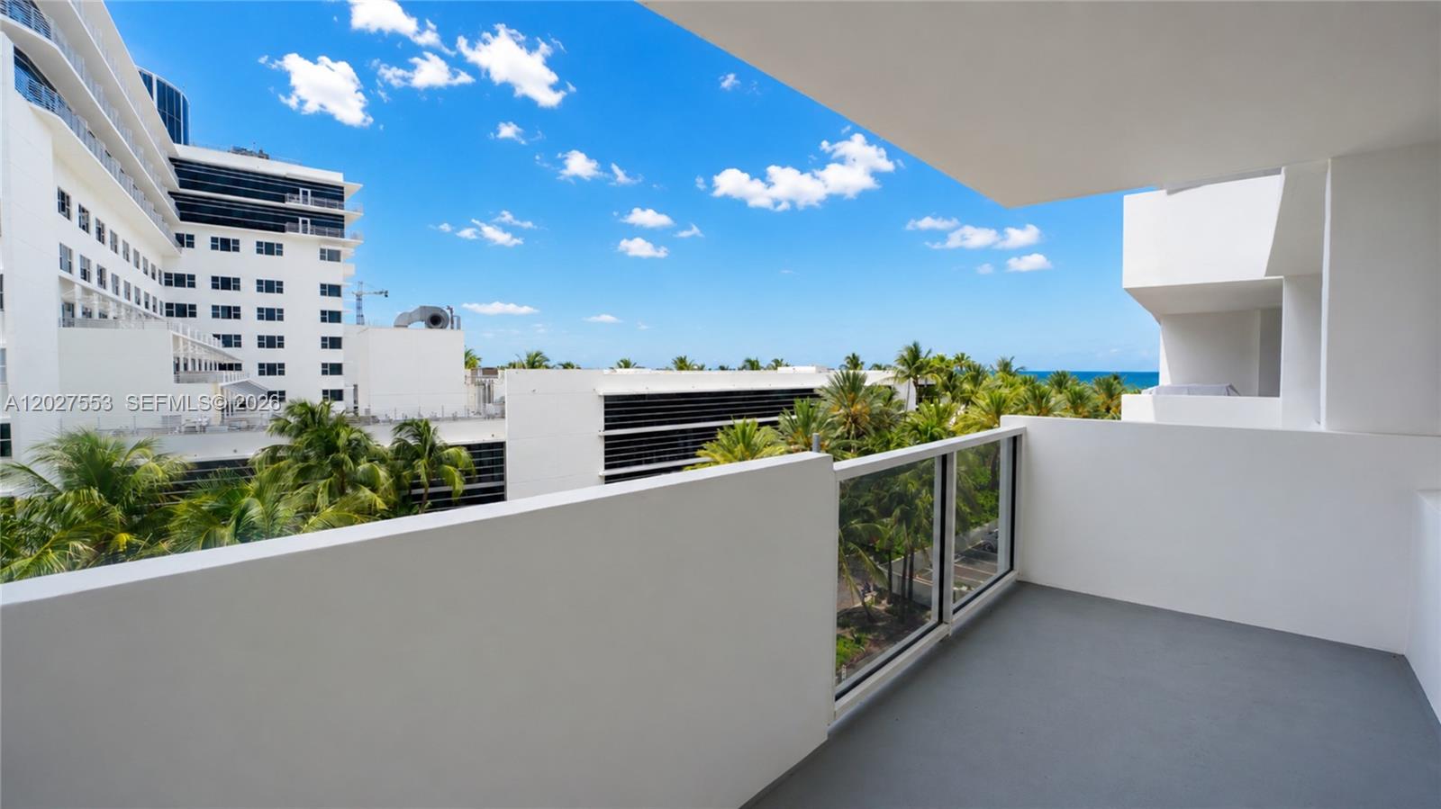 100 Lincoln Rd 533