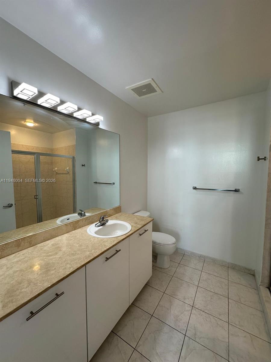 UPTOWN LOFTS CONDO - Residential Lease