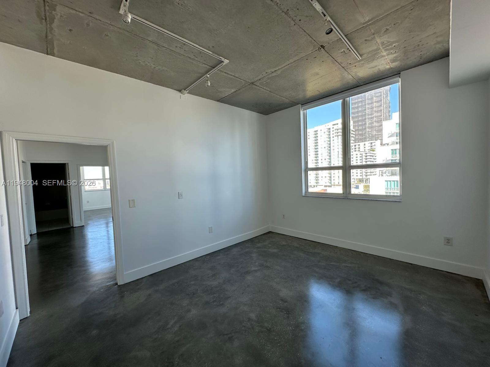 UPTOWN LOFTS CONDO - Residential Lease