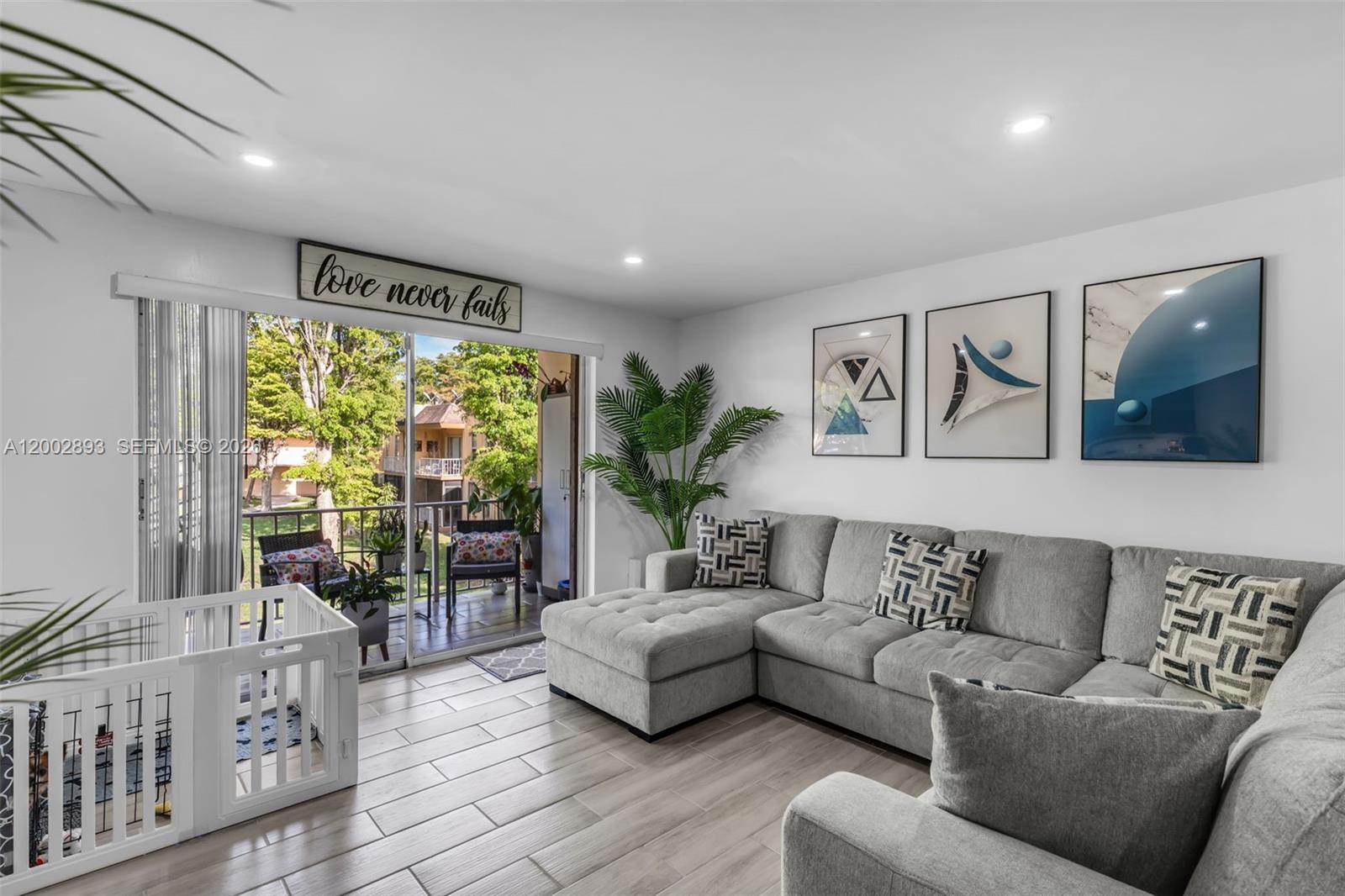 KENDALL HEIGHTS CONDO - Residential