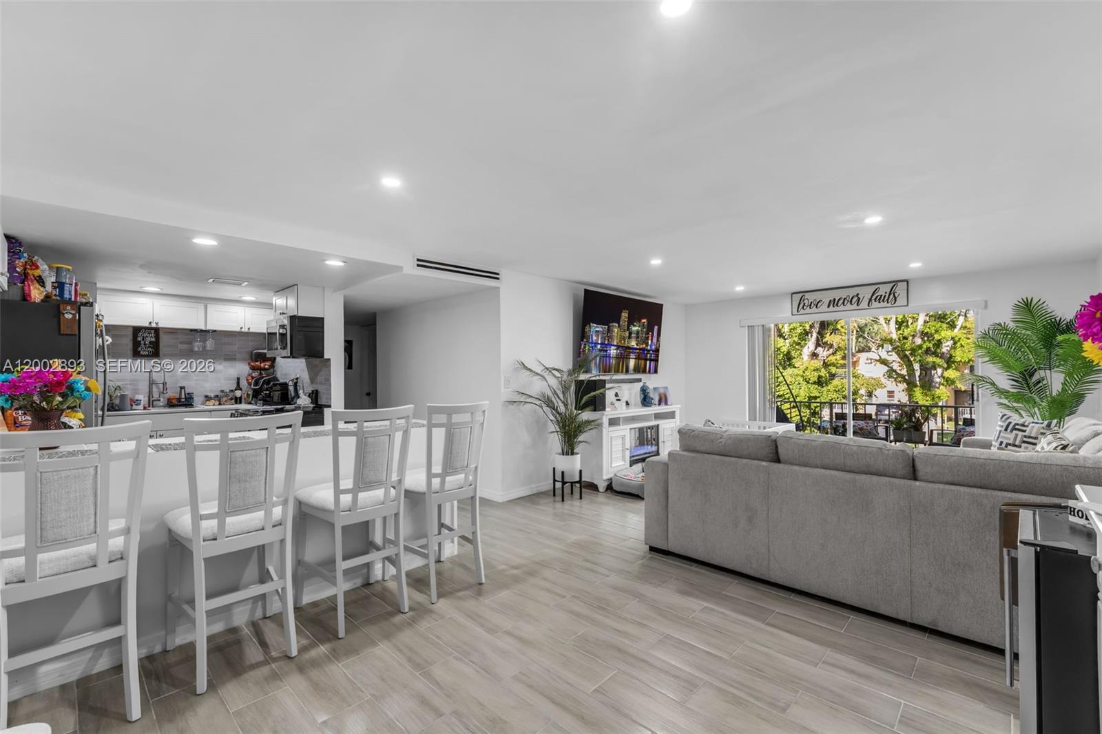 KENDALL HEIGHTS CONDO - Residential