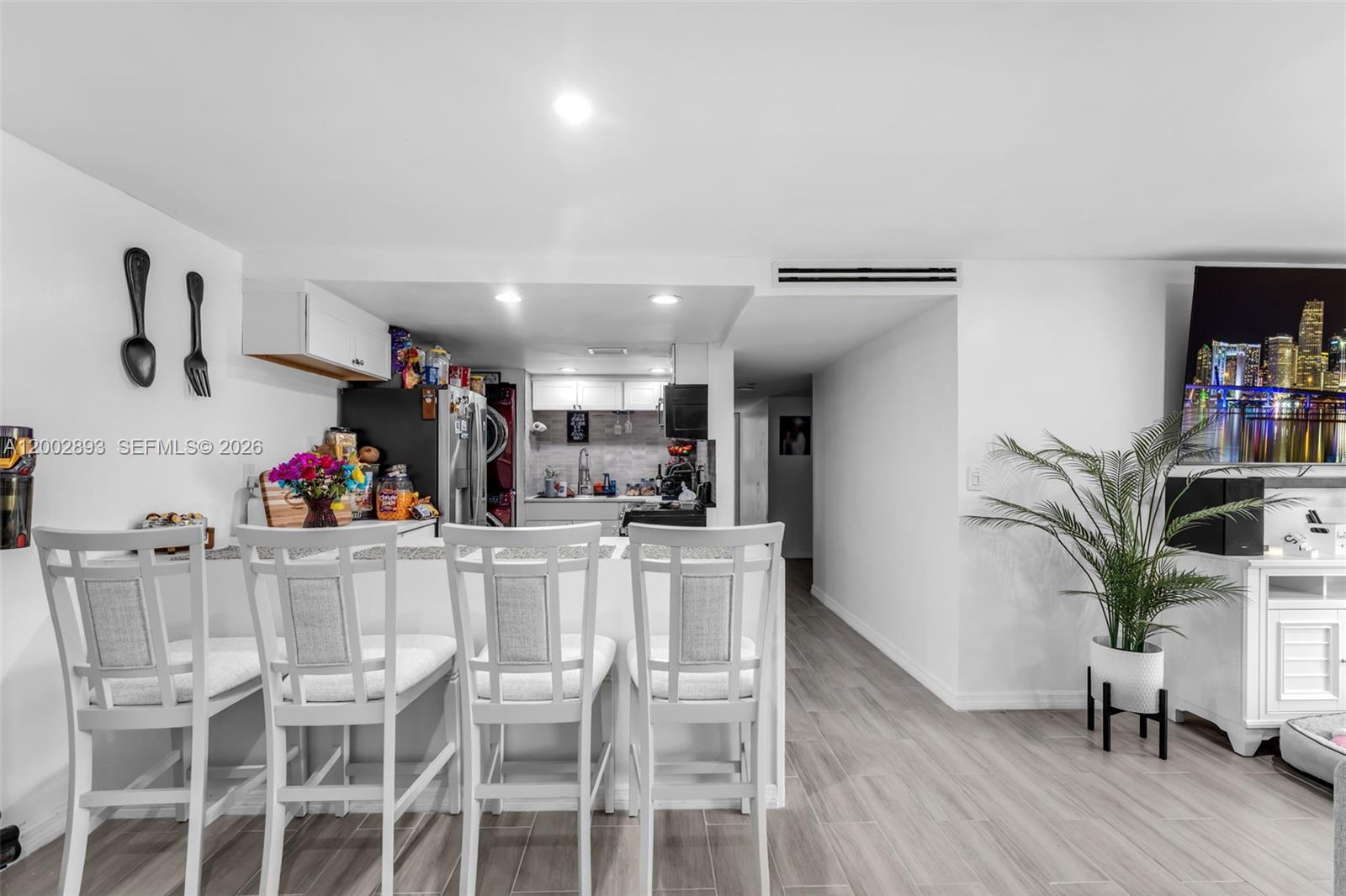 KENDALL HEIGHTS CONDO - Residential