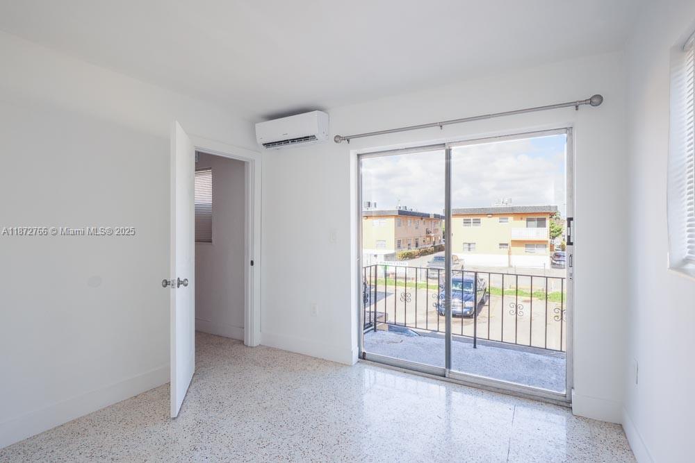 VILLA LAURA CONDO - Residential