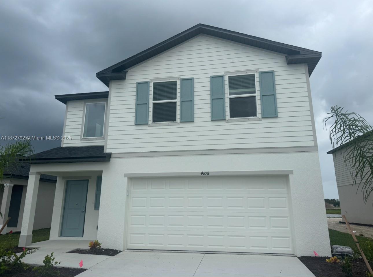BEAUTIFUL BRAND-NEW HOME – 4 BEDROOMS + LOFT Two-story property with lake view. Features a bedroom with full bath on the first floor. Excellent location, move-in ready! Only first month and security deposit required. Quick approval process.