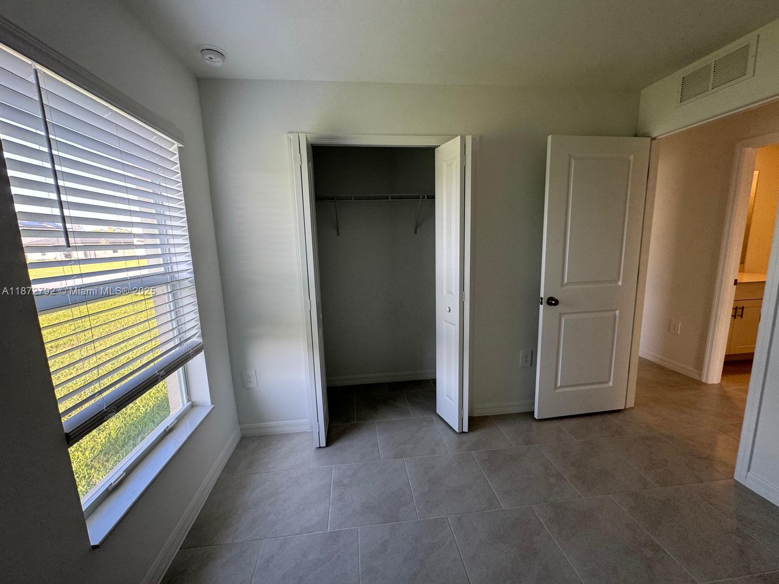 CRANE LANDING - Residential Lease