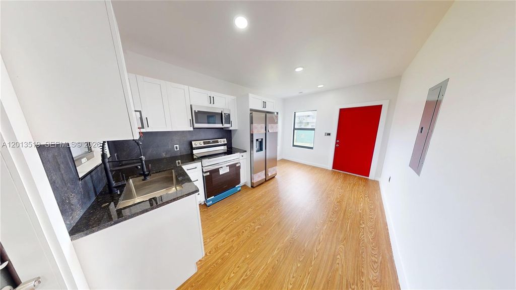Photo of 516 NW 2nd Ave #2, Hallandale Beach, FL 33009 (MLS # A12013519)