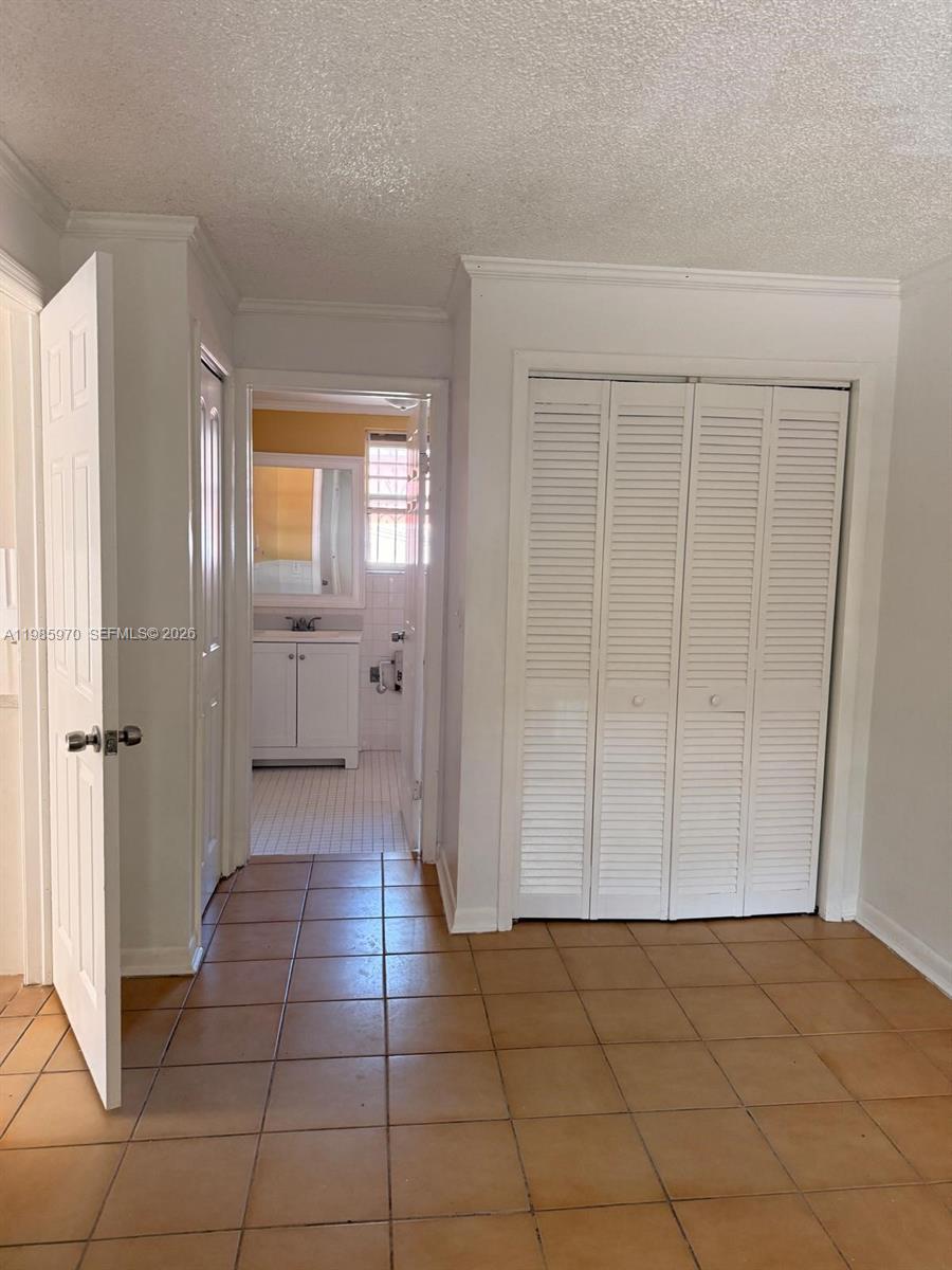 NORTHERN BLVD TRACK - Residential Lease