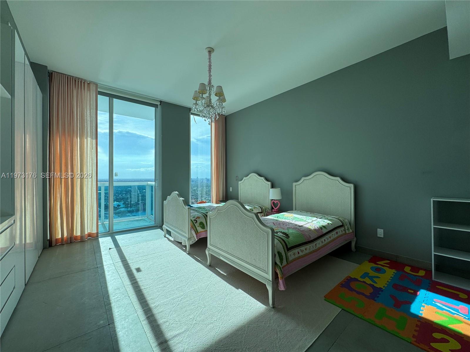 2711 HOLLYWOOD BEACH COND - Residential