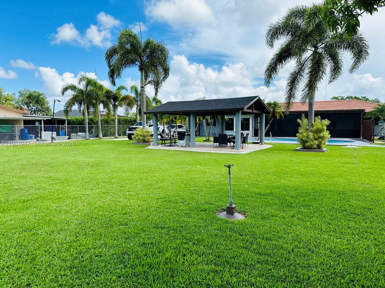 THE REDLANDS SEC 1 - Residential