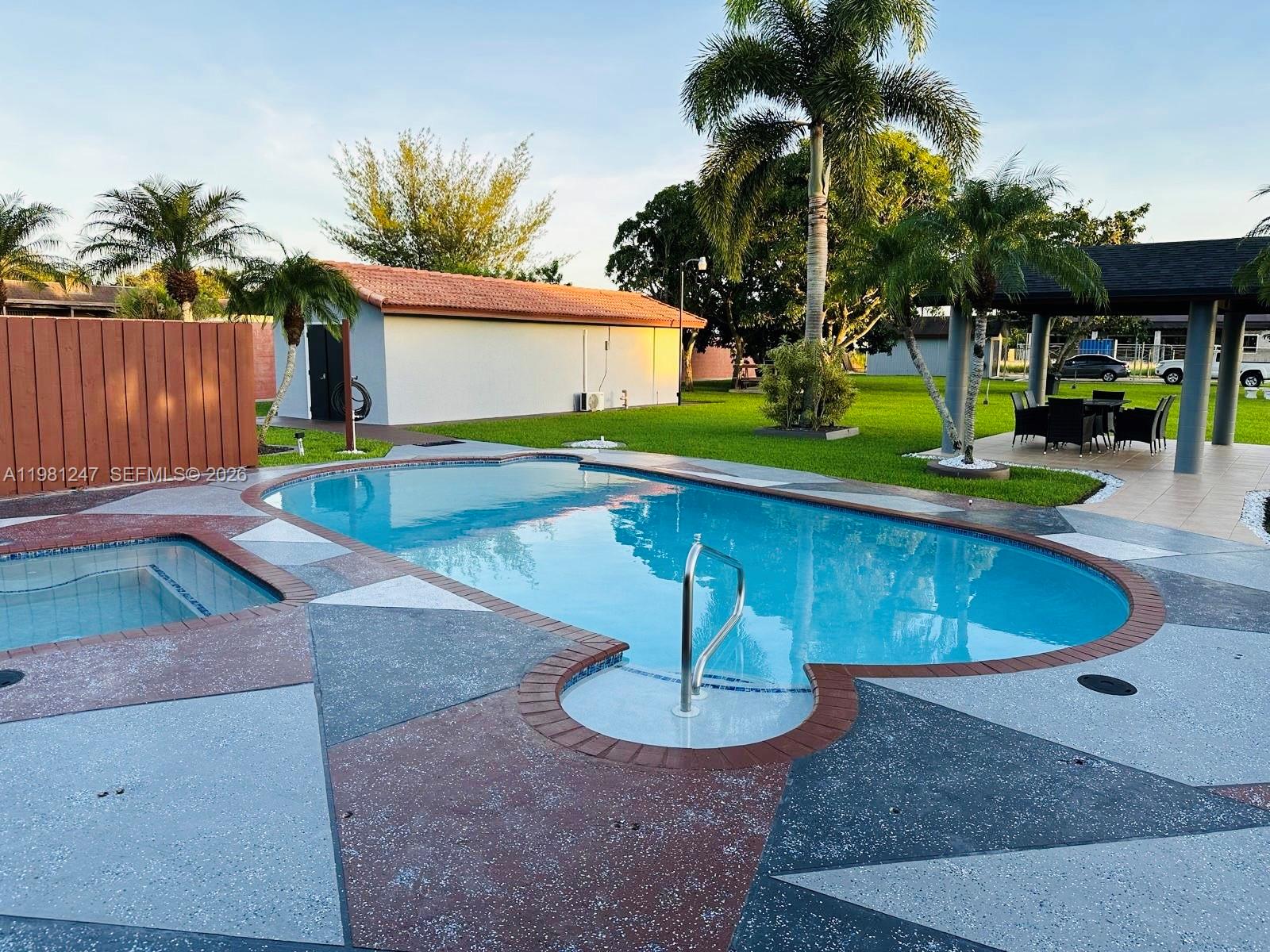 THE REDLANDS SEC 1 - Residential