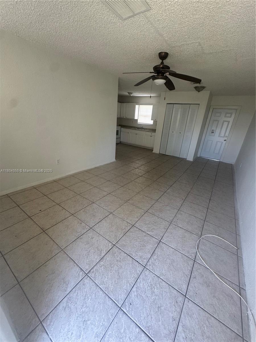 2856 NW 14th St 1-2