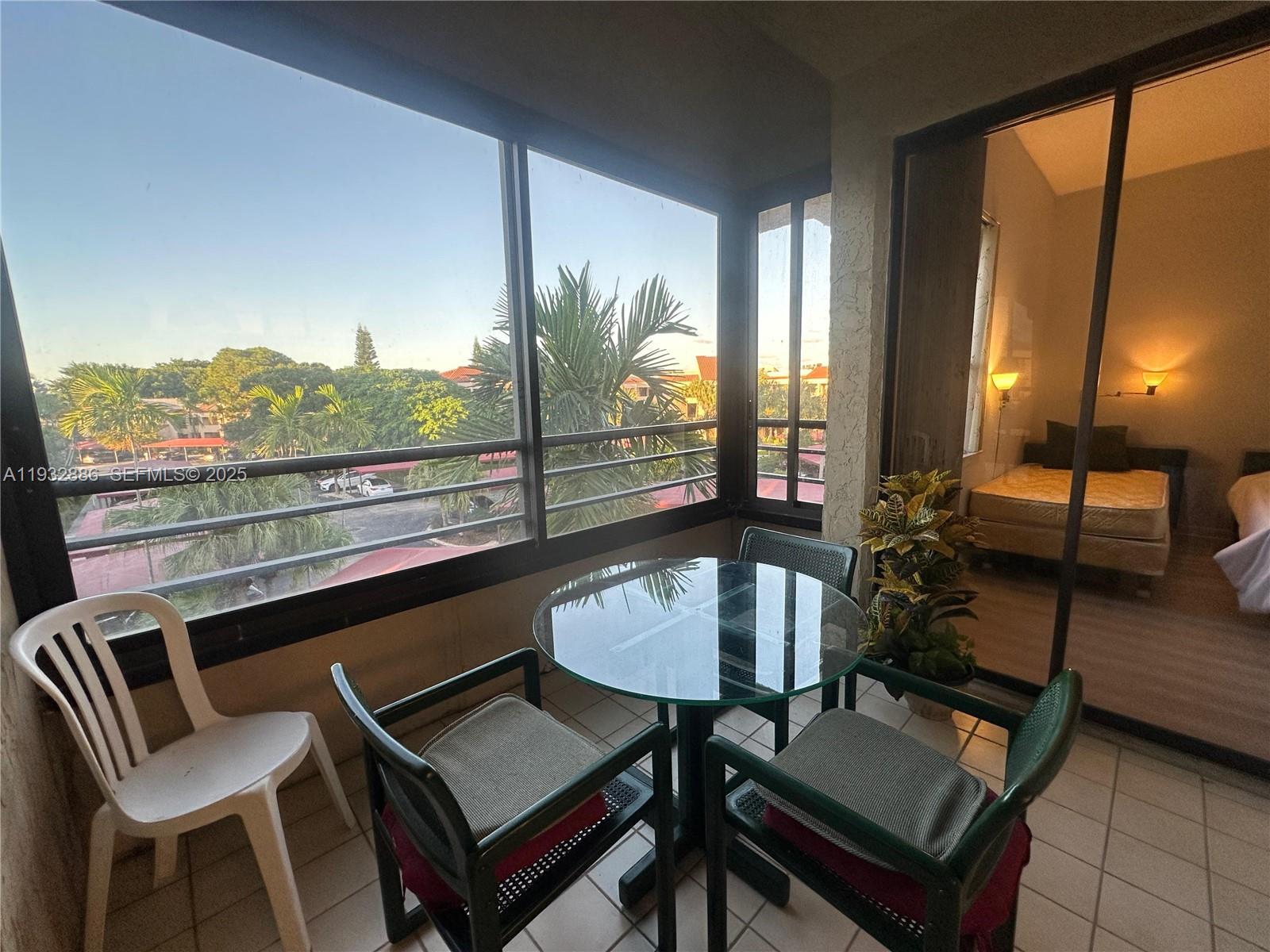 LA PAZ AT BOCA POINTE - Residential Lease