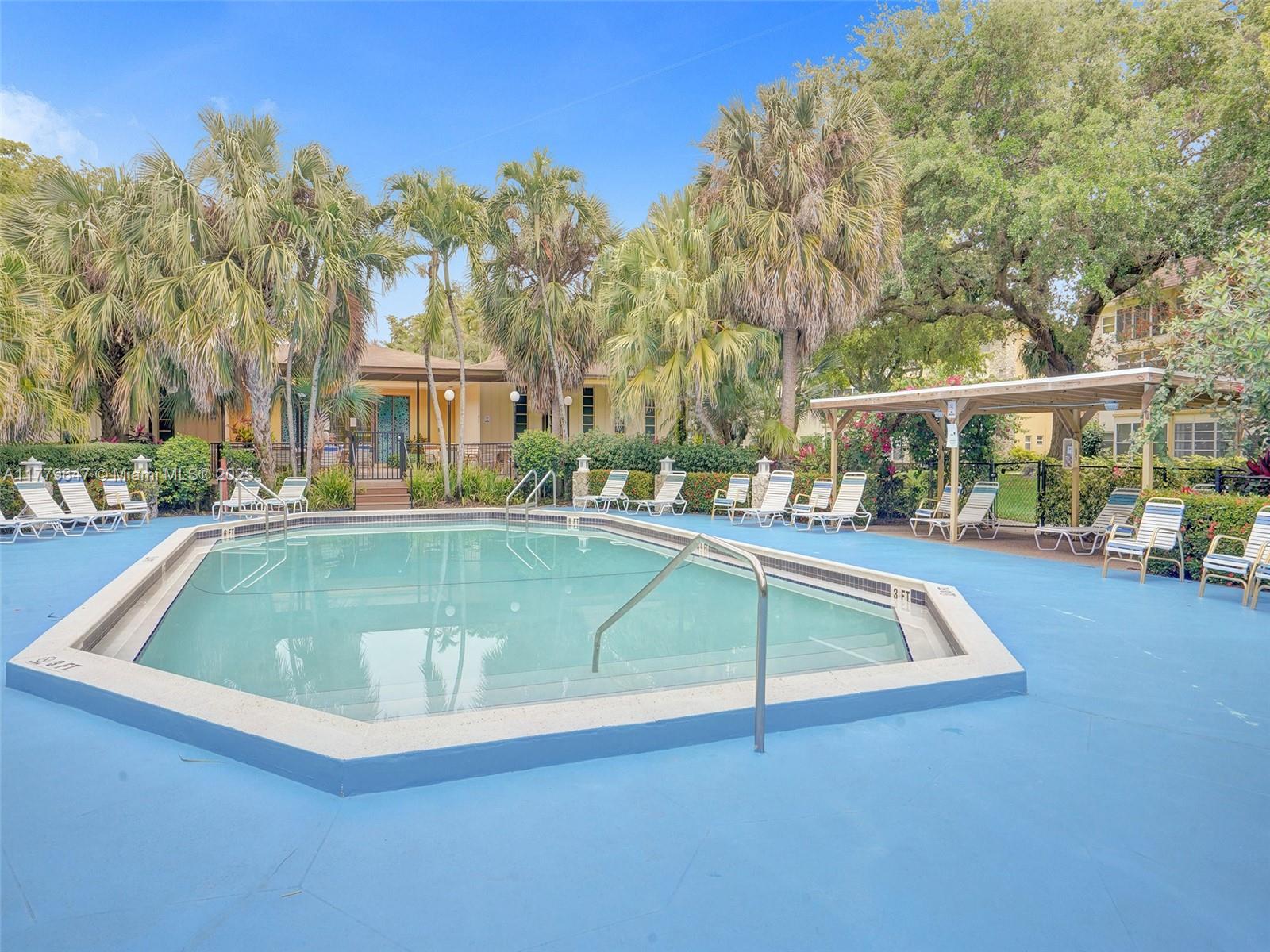 KAHLUA GARDENS CONDO - Residential