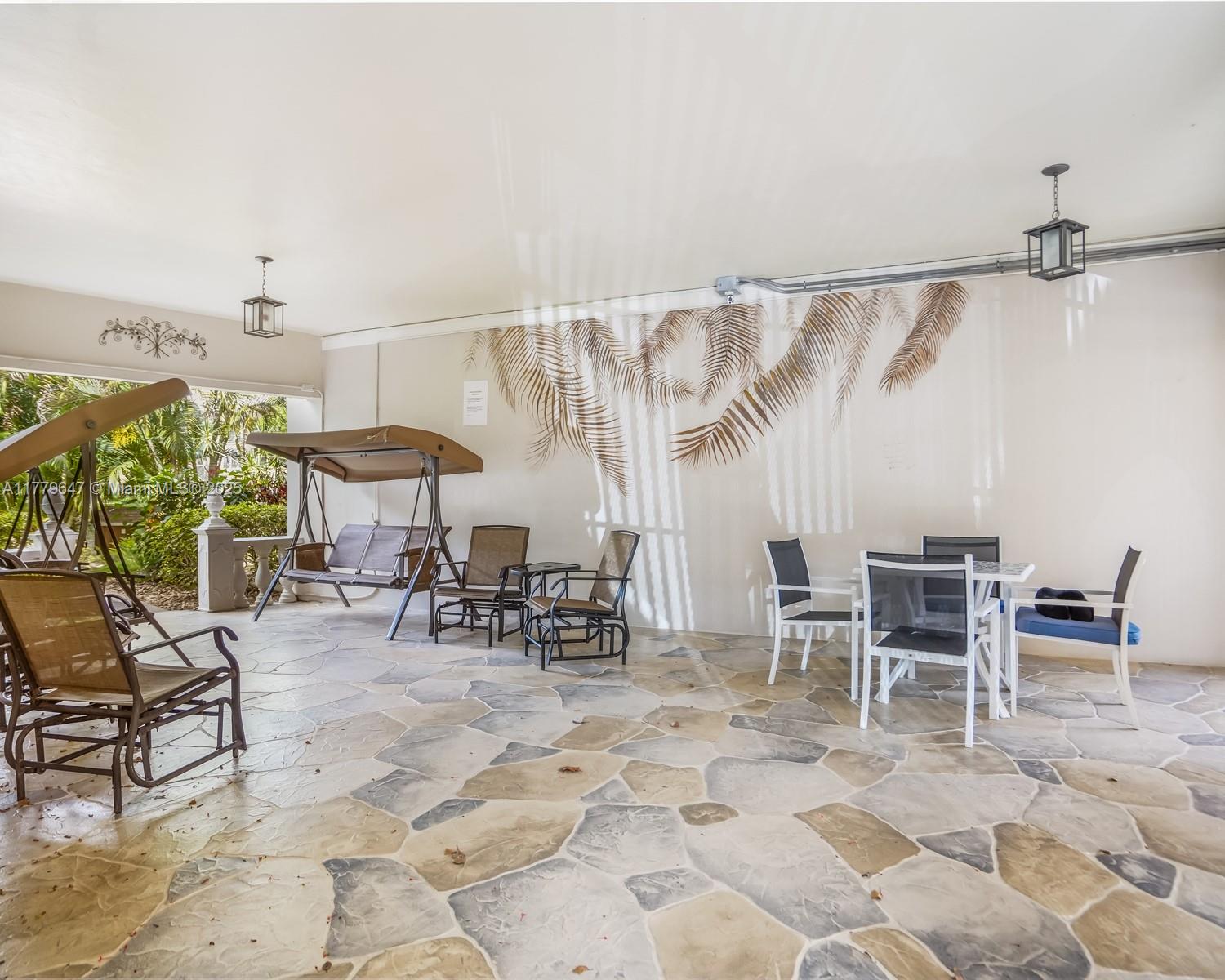 KAHLUA GARDENS CONDO - Residential