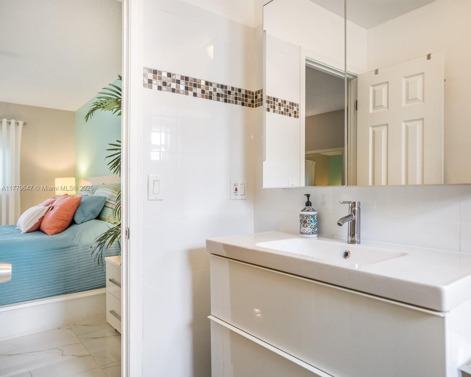 KAHLUA GARDENS CONDO - Residential