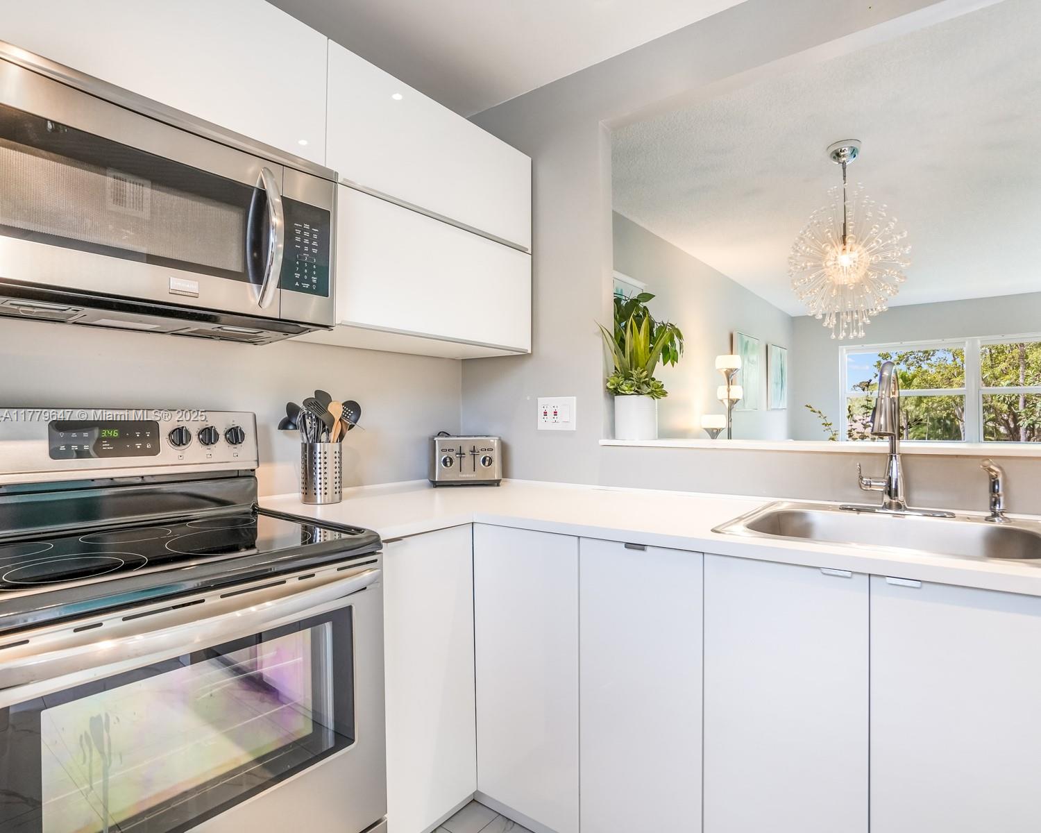 KAHLUA GARDENS CONDO - Residential