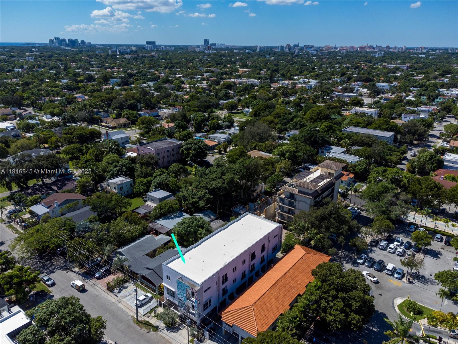 AVACADO PARK - Residential Lease