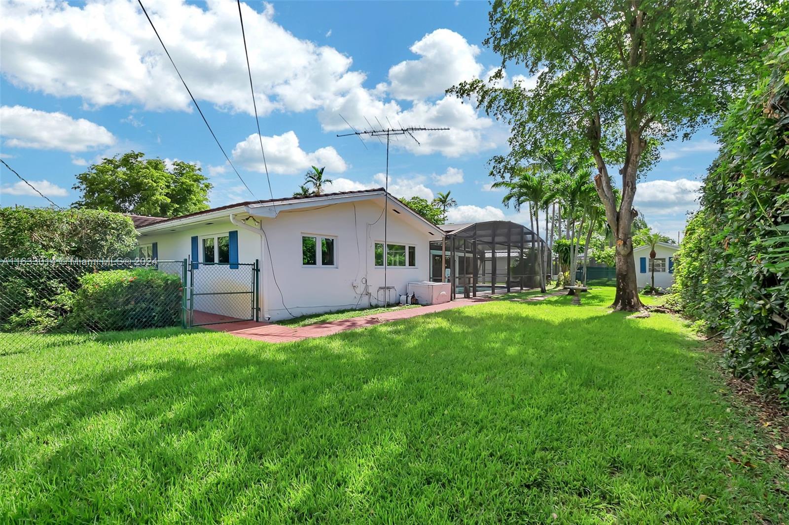 MANGOWOOD PARK - Residential
