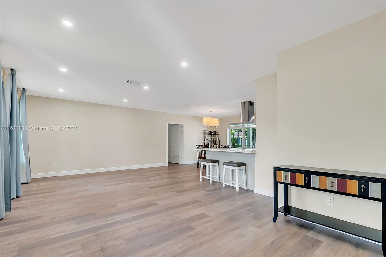 MANGOWOOD PARK - Residential