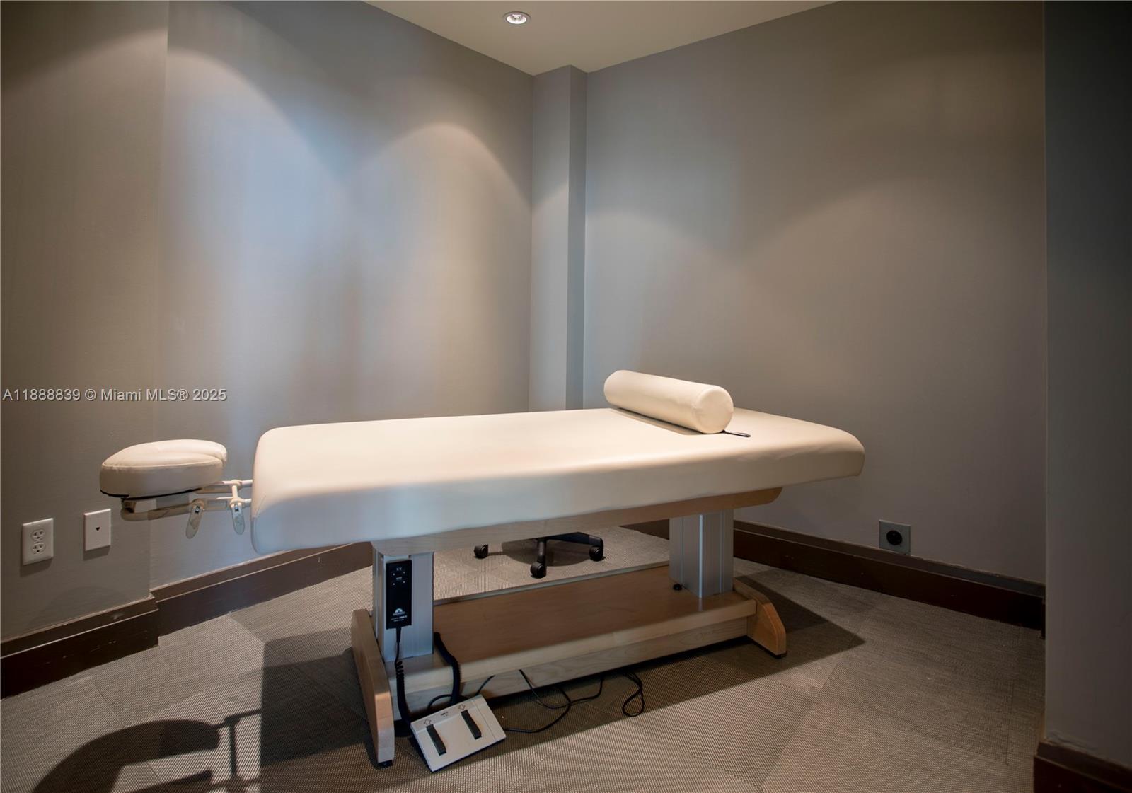 NORDICA CONDO - Residential