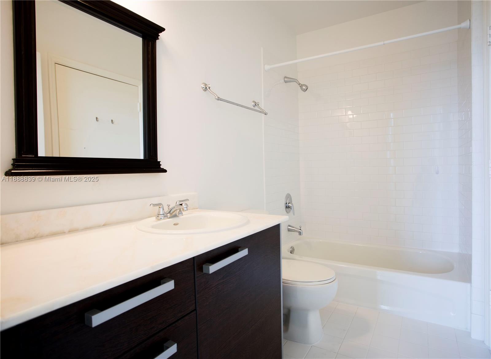 NORDICA CONDO - Residential