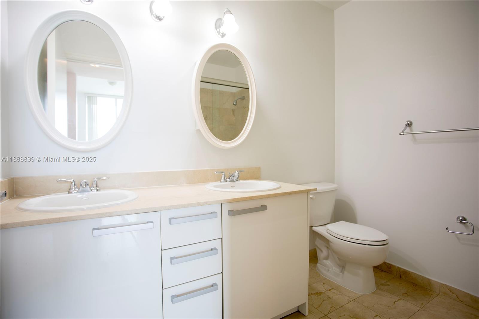 NORDICA CONDO - Residential