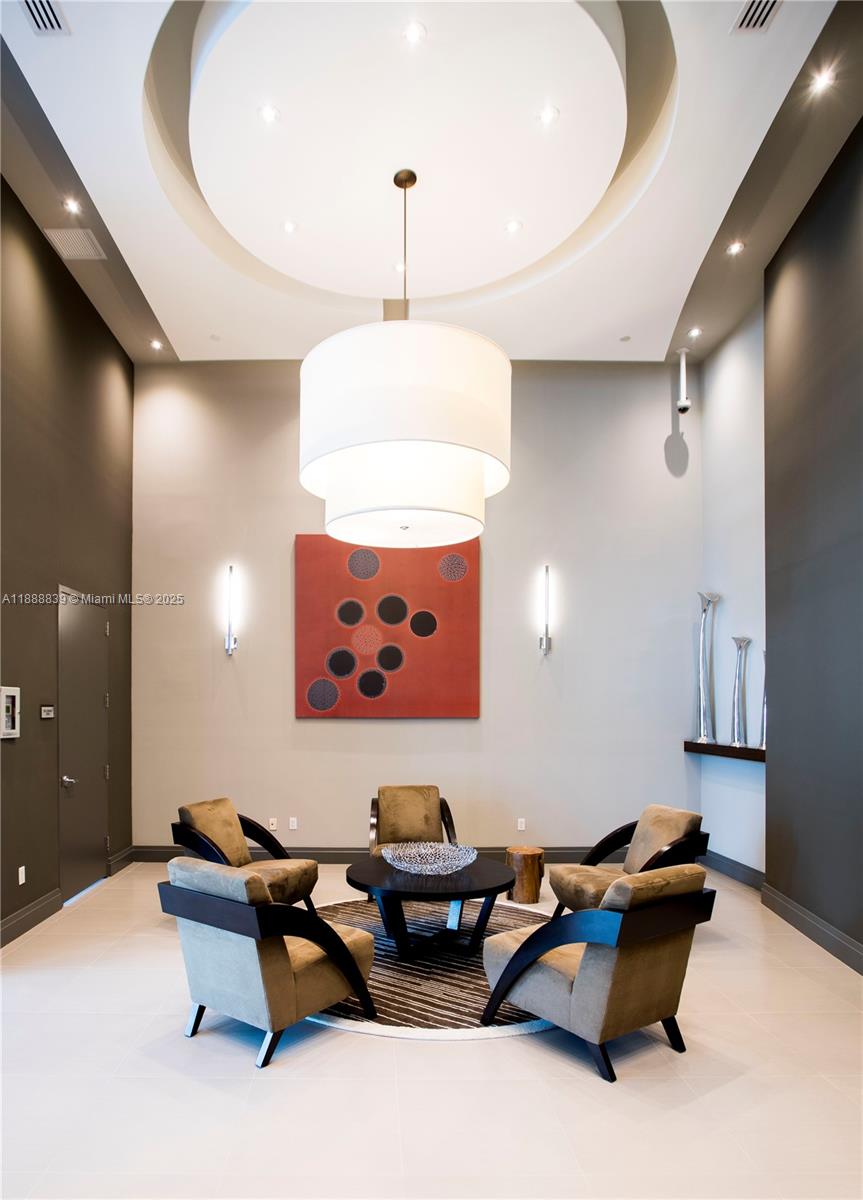 NORDICA CONDO - Residential