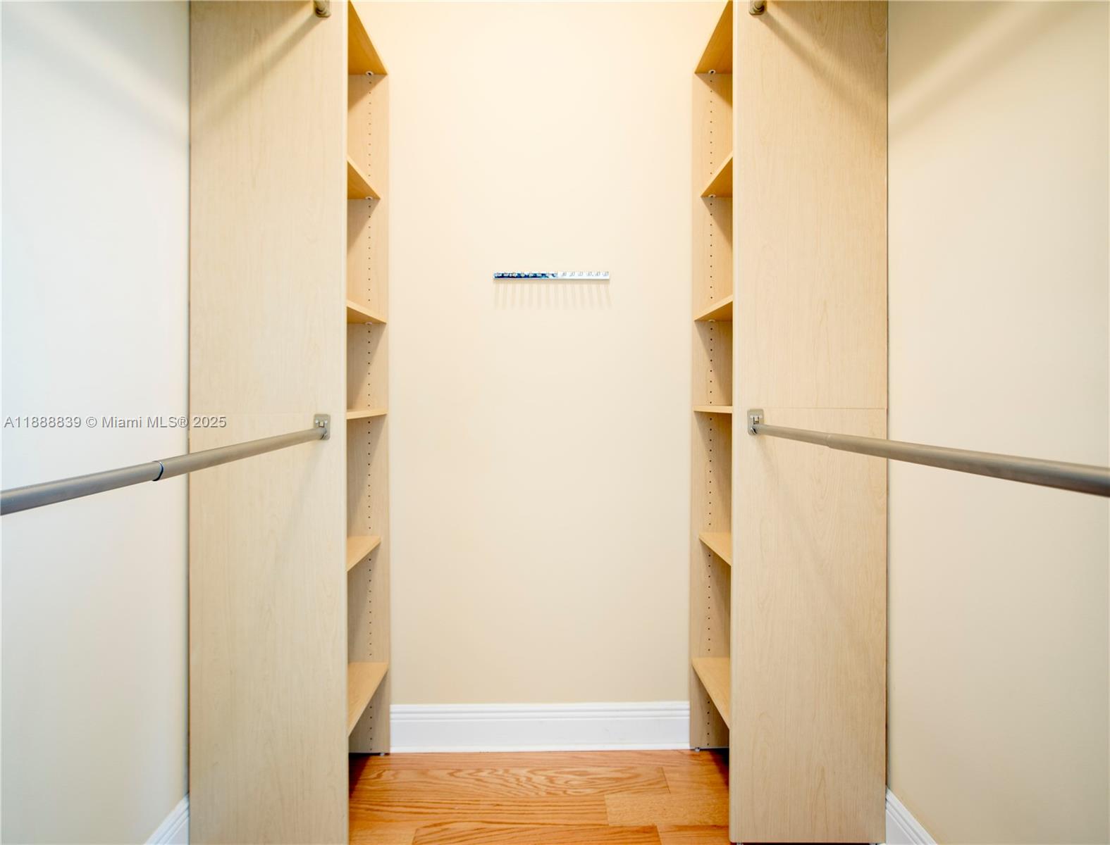 NORDICA CONDO - Residential