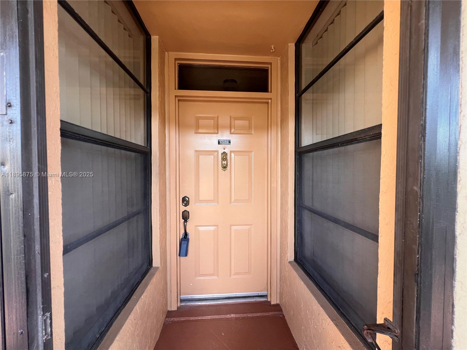 CORAL GATE X CONDO - Residential Lease