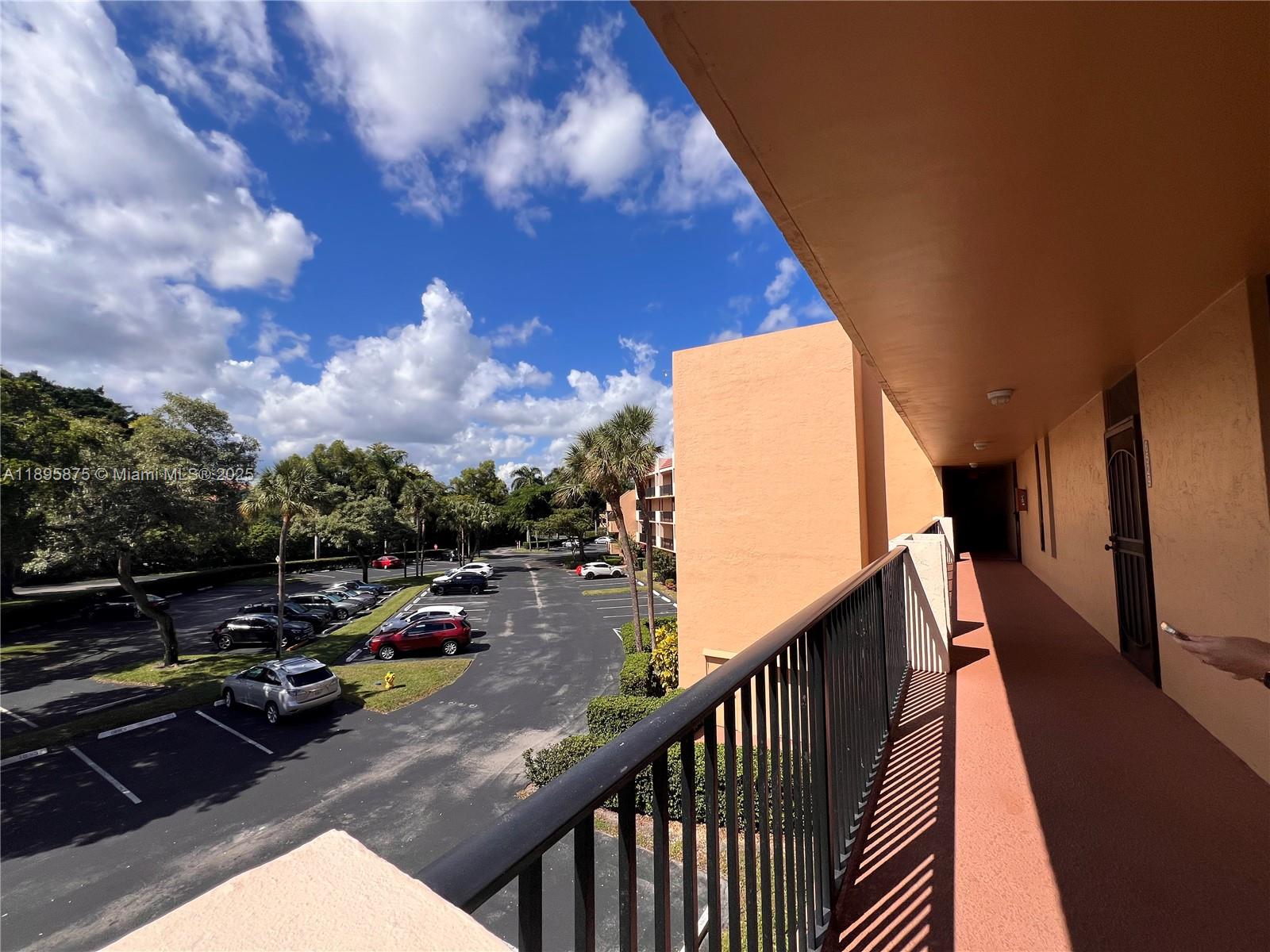 CORAL GATE X CONDO - Residential Lease