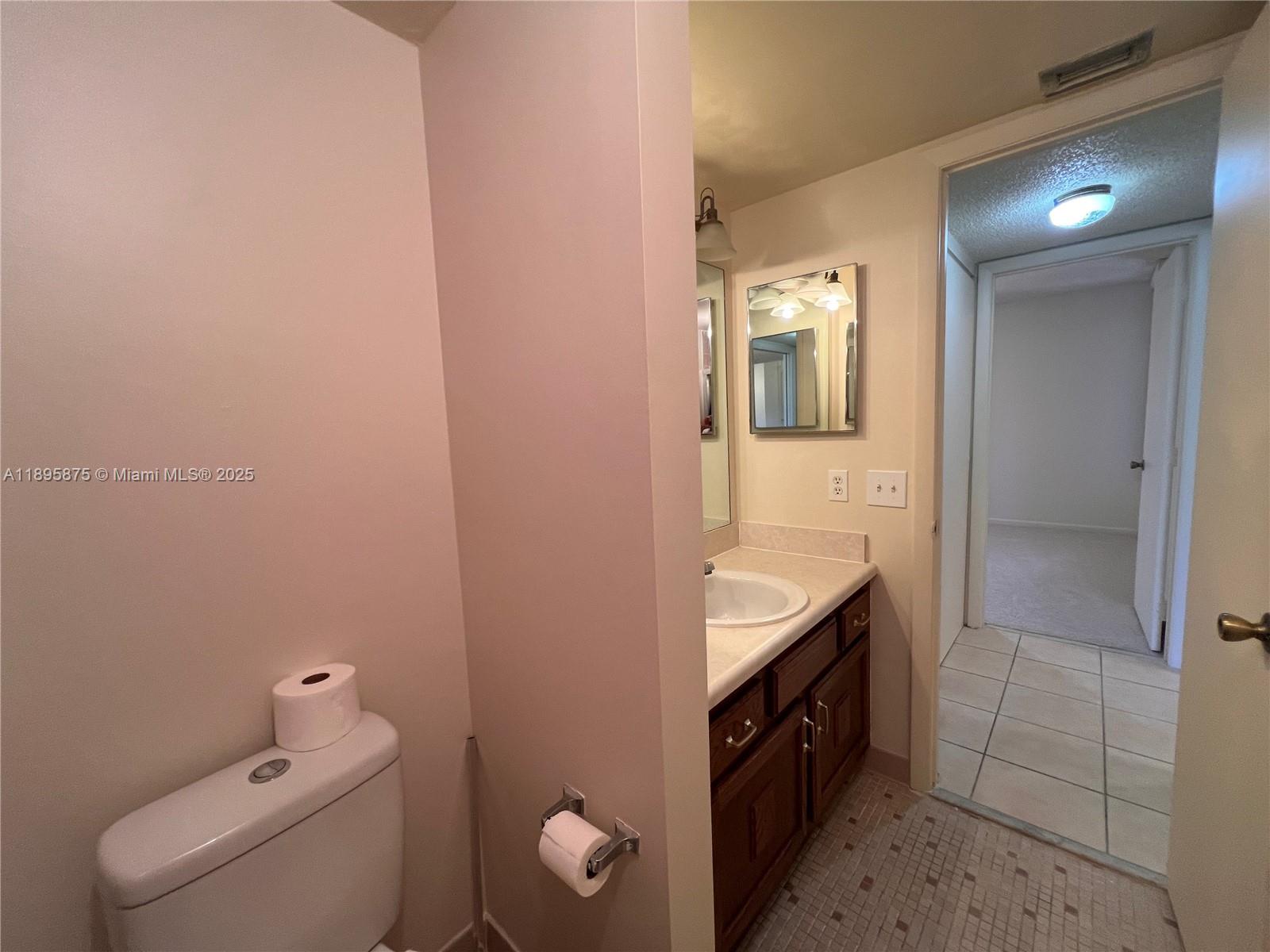 CORAL GATE X CONDO - Residential Lease