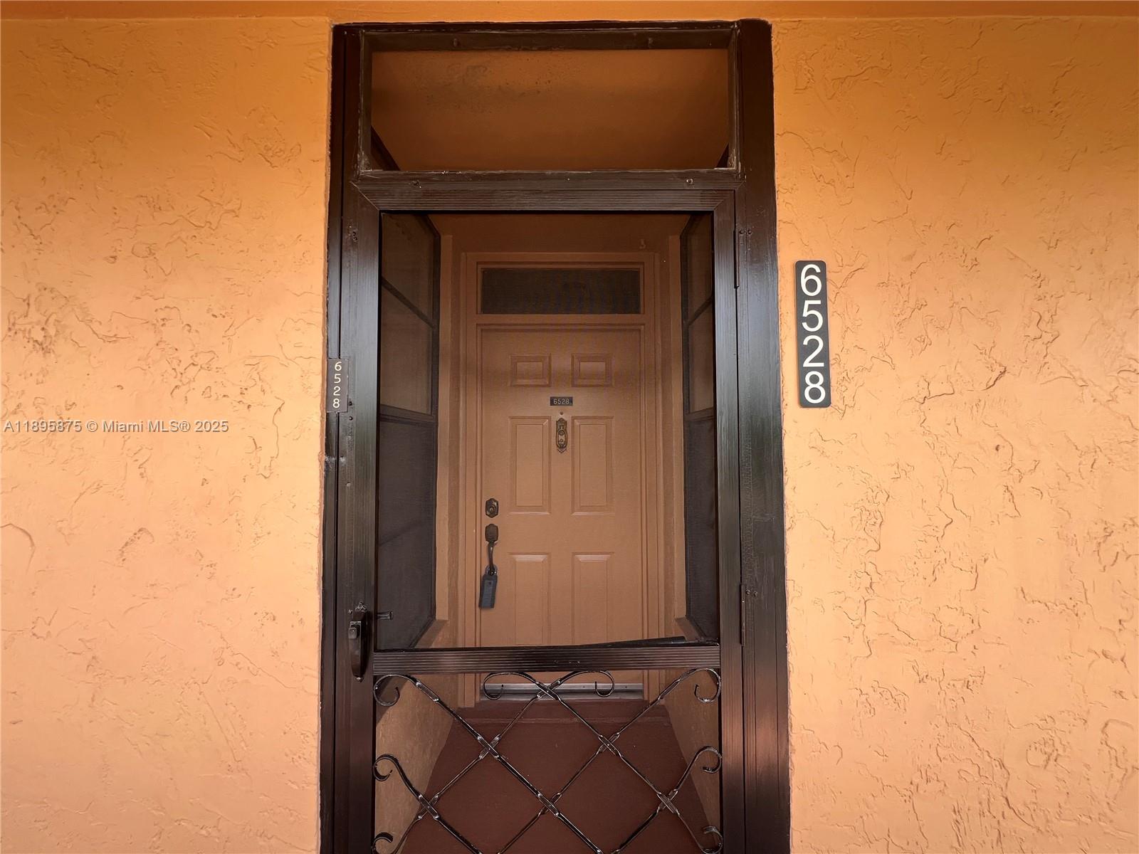 CORAL GATE X CONDO - Residential Lease