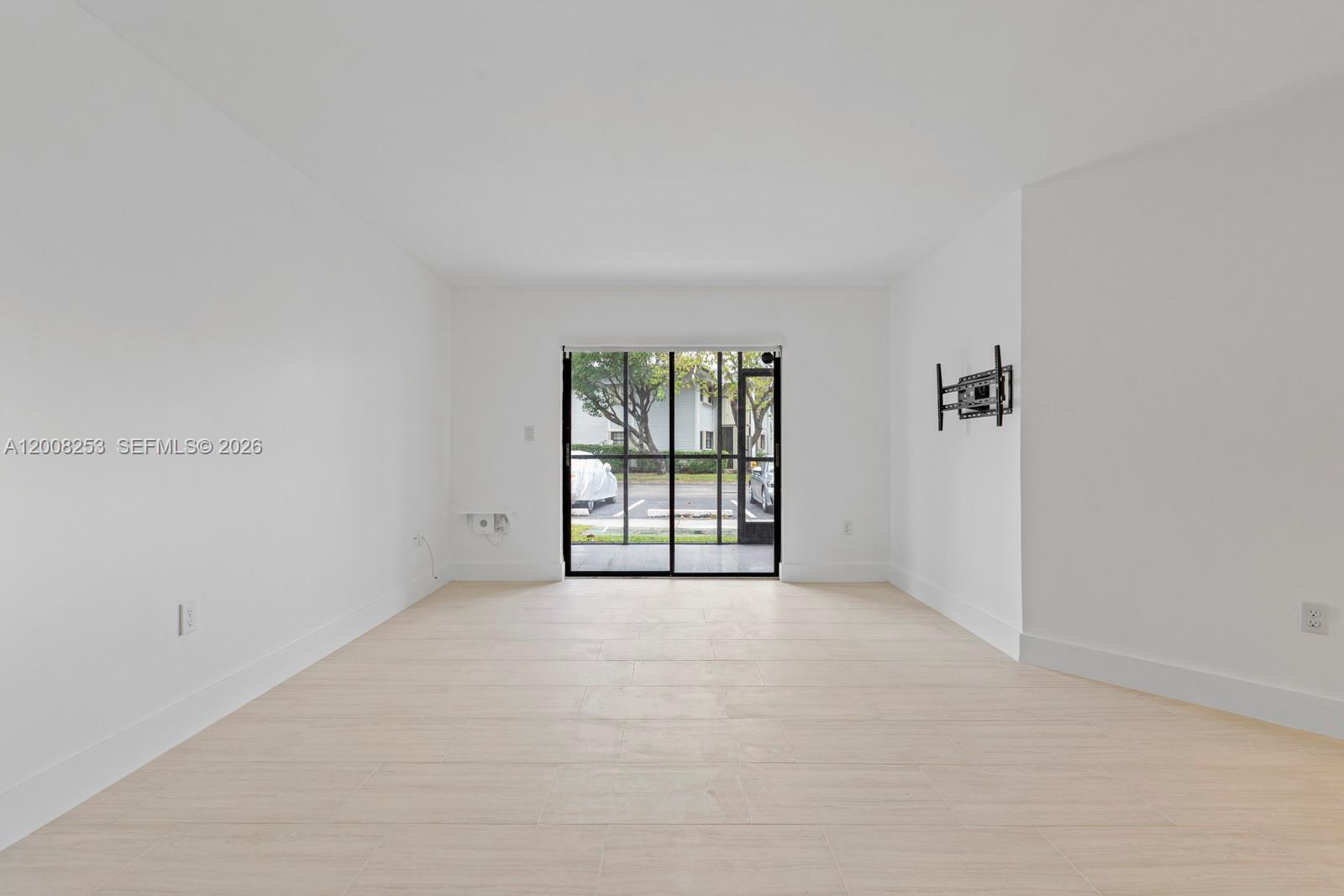 CARMEL - Residential