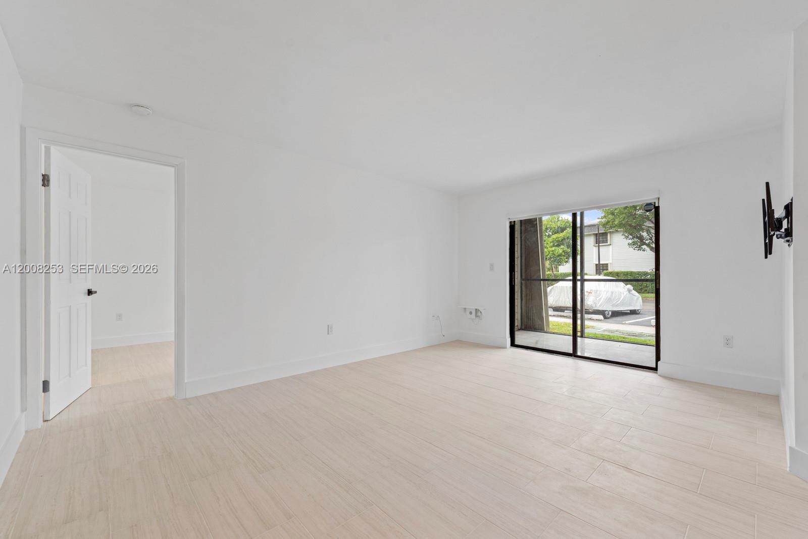 CARMEL - Residential