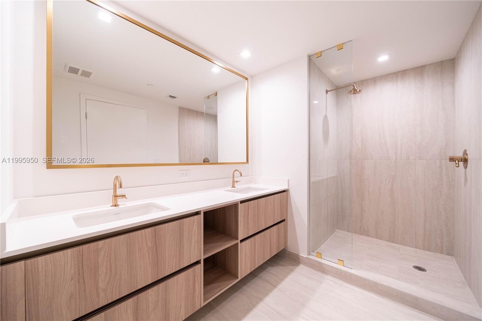 Viceroy Brickell Residence - Residential Lease