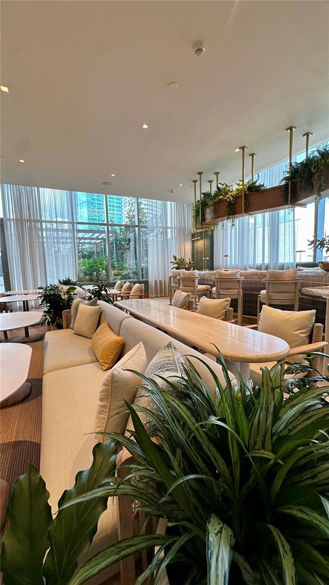 Viceroy Brickell Residence - Residential Lease