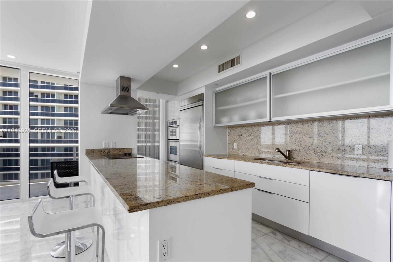 1800 S Ocean Dr PH4404