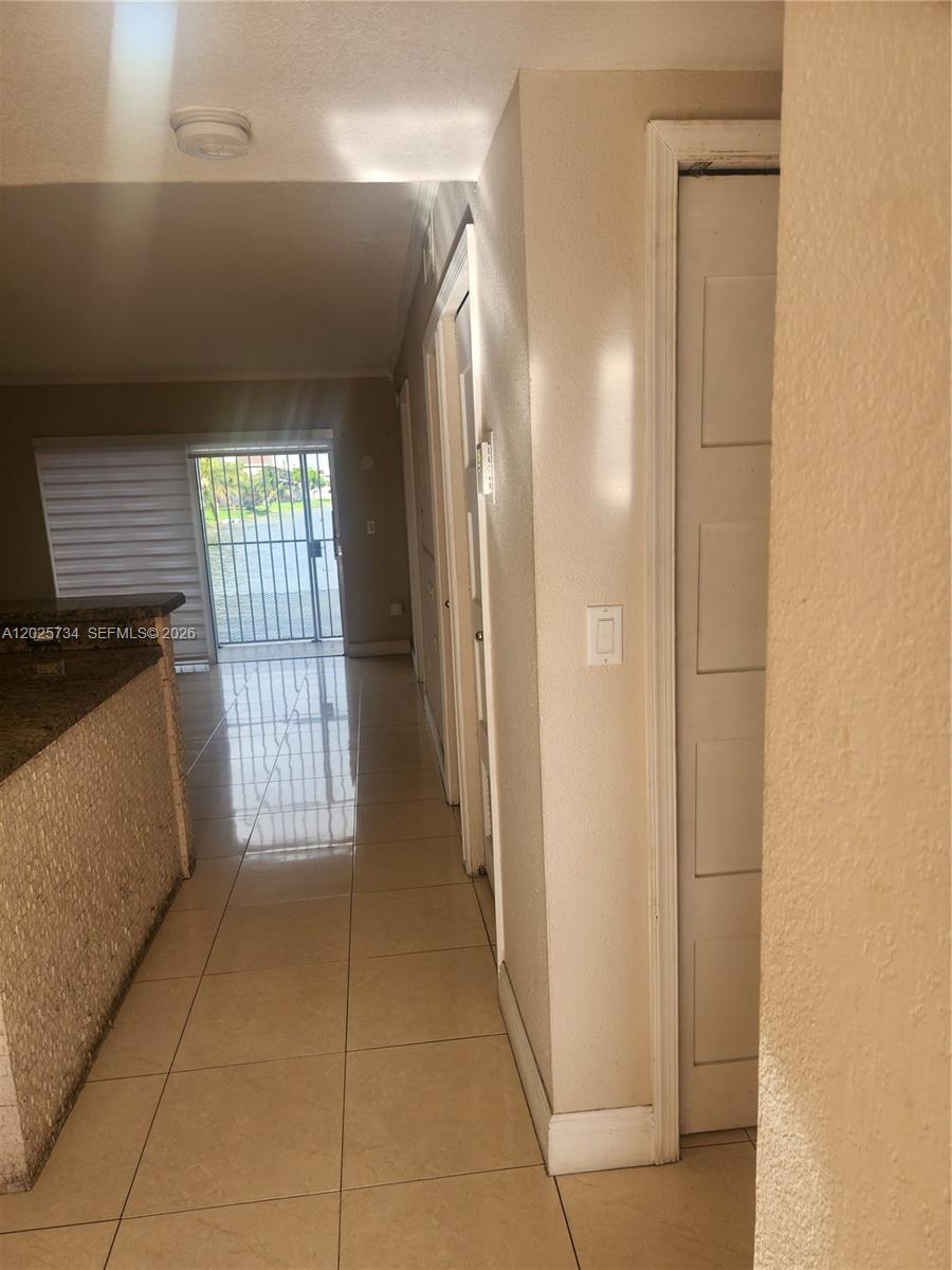 VISTA DEL LAGO CONDO VII - Residential Lease