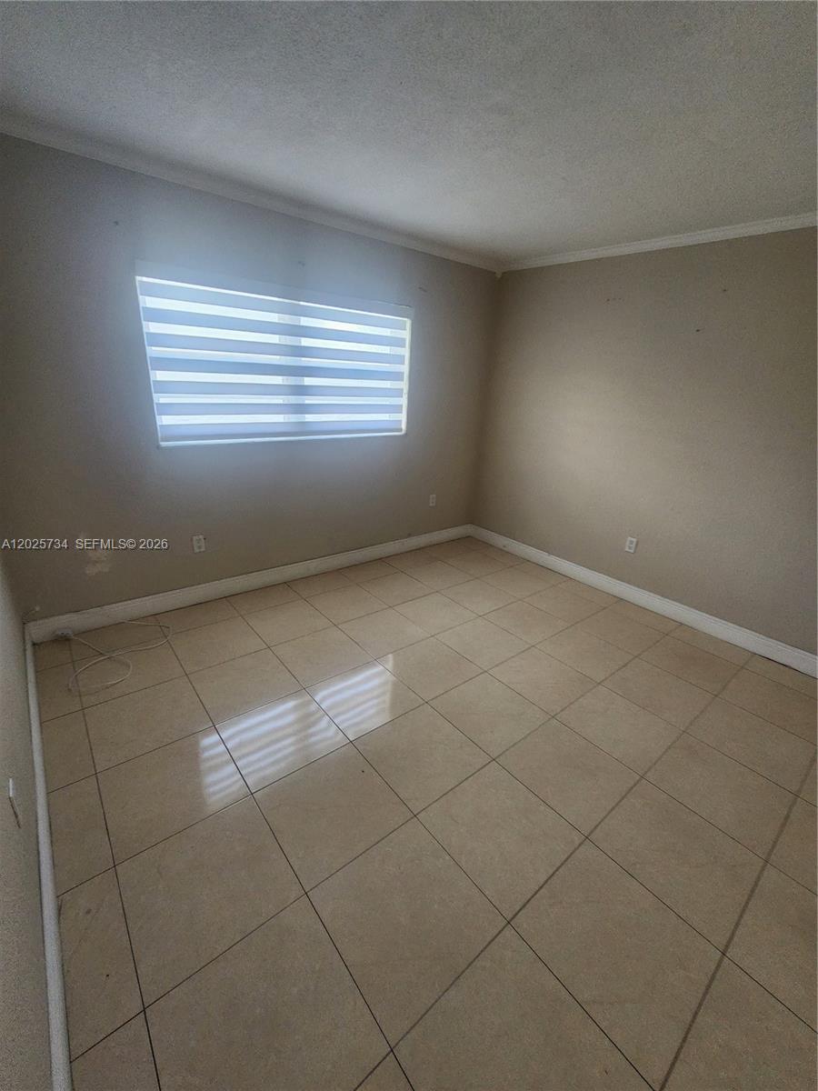 VISTA DEL LAGO CONDO VII - Residential Lease