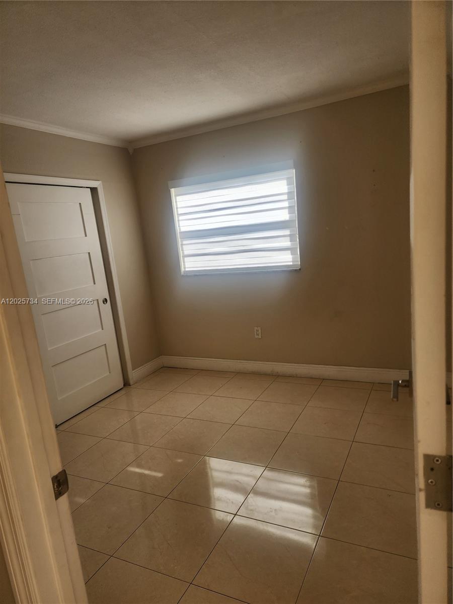 VISTA DEL LAGO CONDO VII - Residential Lease