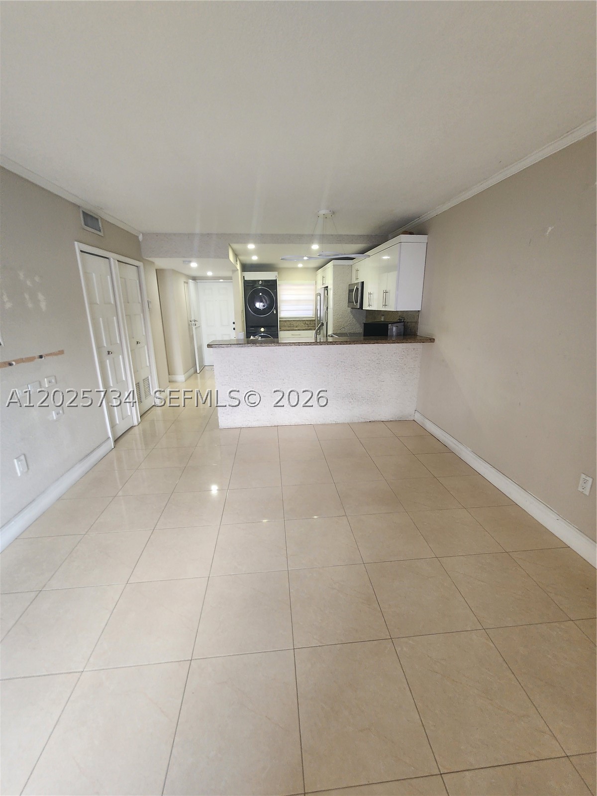 - Image 1