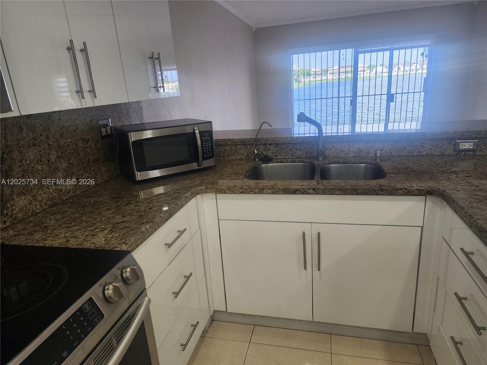 VISTA DEL LAGO CONDO VII - Residential Lease