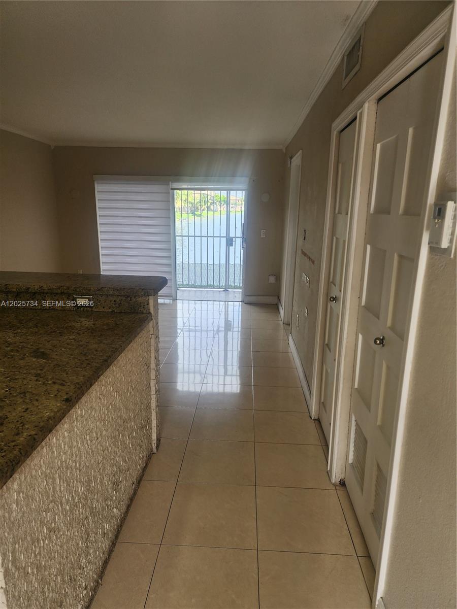 VISTA DEL LAGO CONDO VII - Residential Lease